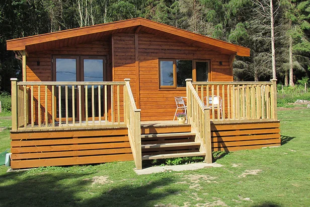 Holiday Lodge Exterior