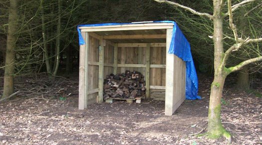 Log Store - Photo 1